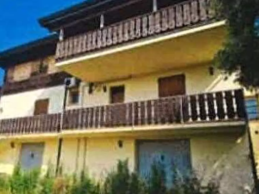 appartamento in vendita a Roncofreddo in zona Diolaguardia