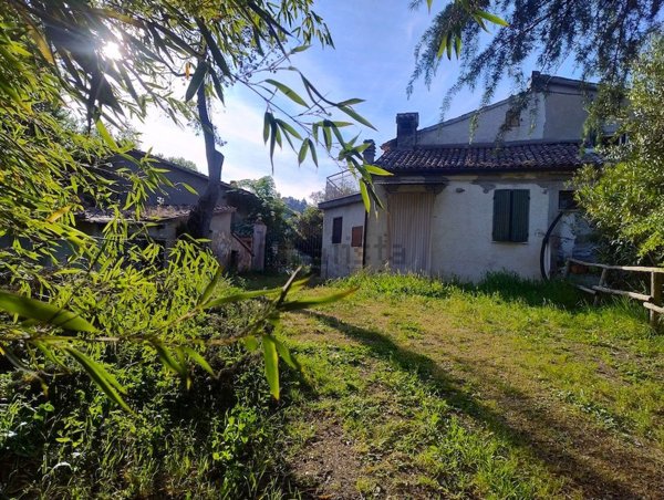 appartamento in vendita a Roncofreddo in zona Monteleone