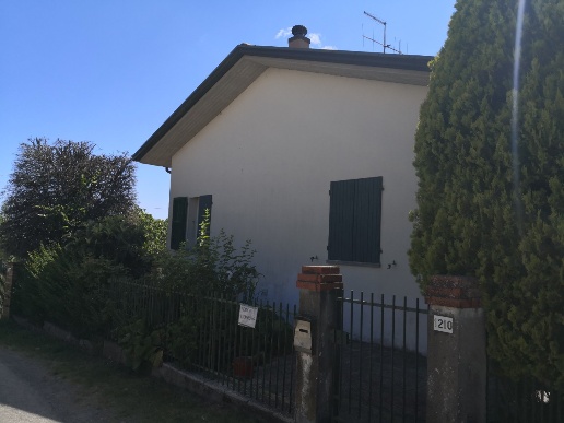 casa indipendente in vendita a Roncofreddo in zona Diolaguardia