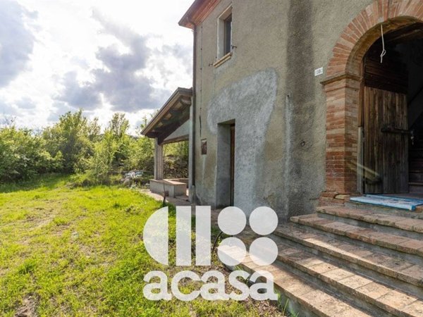 casa indipendente in vendita a Roncofreddo in zona Santa Paola