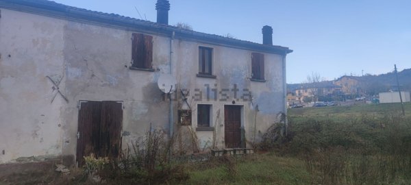 casa indipendente in vendita a Roncofreddo in zona Gualdo