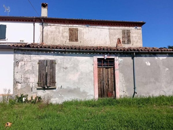 casa indipendente in vendita a Roncofreddo in zona Santa Paola