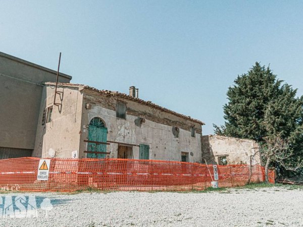 casa indipendente in vendita a Roncofreddo in zona Villa Venti