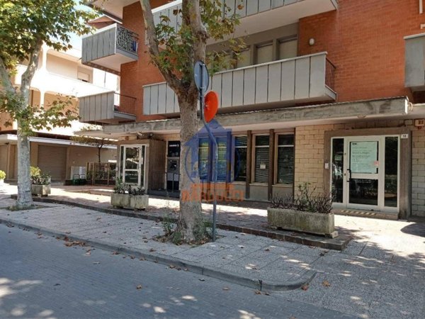 ufficio in vendita a San Mauro Pascoli in zona San Mauro a Mare