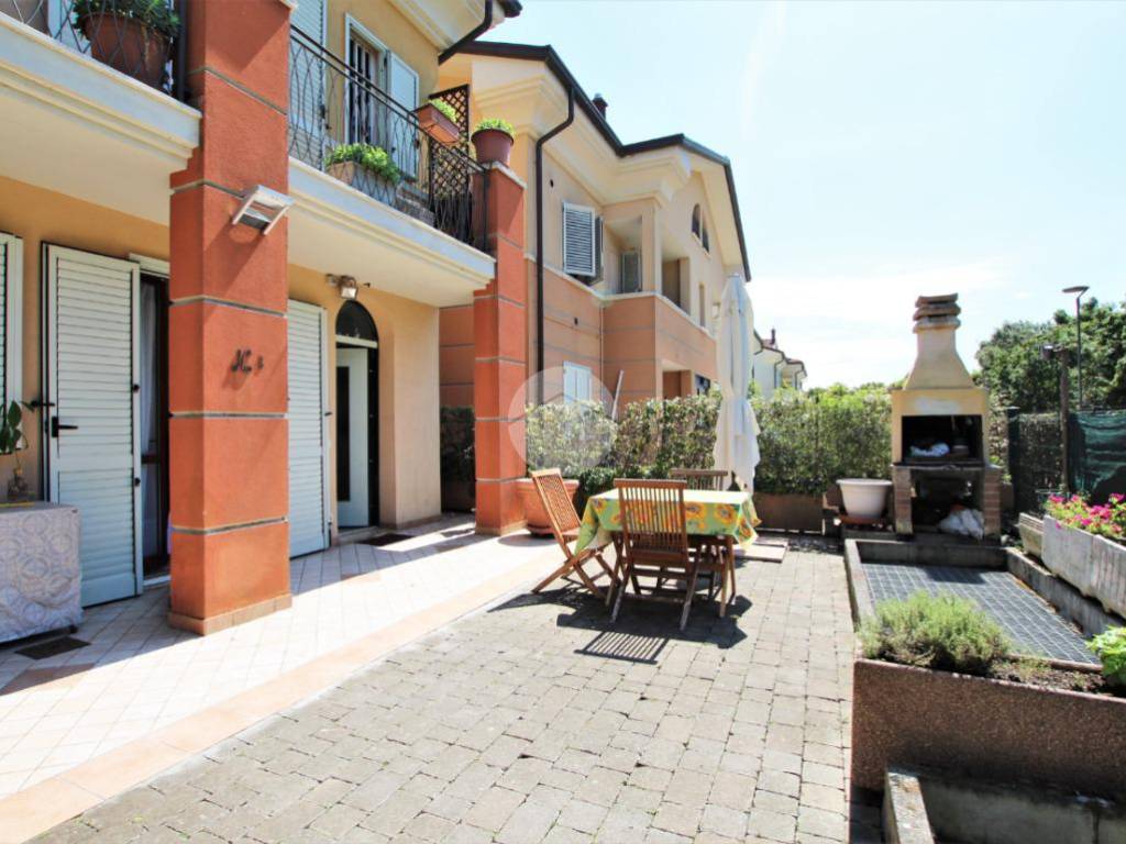 casa indipendente in vendita a San Mauro Pascoli in zona San Mauro a Mare