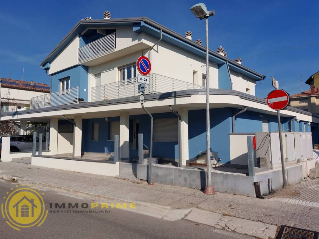 appartamento in vendita a San Mauro Pascoli in zona San Mauro a Mare