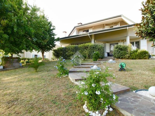 casa indipendente in vendita a San Mauro Pascoli