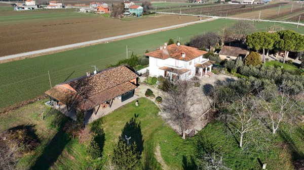 casa indipendente in vendita a San Mauro Pascoli