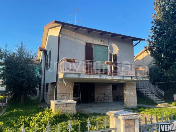 casa indipendente in vendita a San Mauro Pascoli