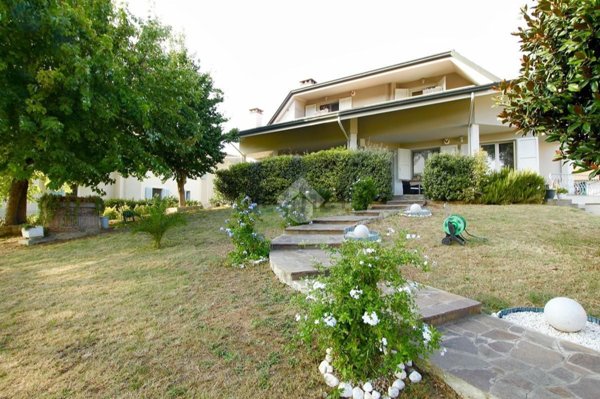 casa indipendente in vendita a San Mauro Pascoli