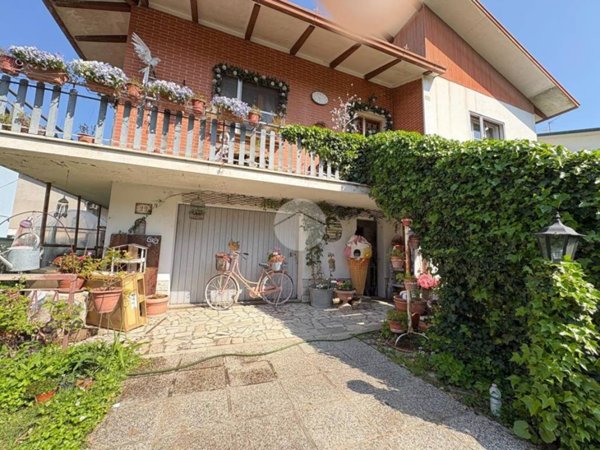 casa indipendente in vendita a San Mauro Pascoli
