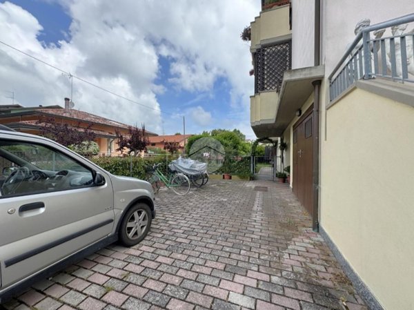 appartamento in vendita a San Mauro Pascoli in zona San Mauro a Mare