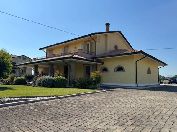 casa indipendente in vendita a San Mauro Pascoli