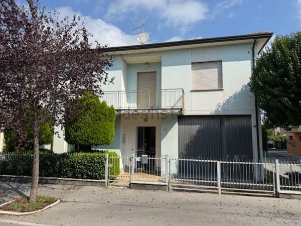 casa indipendente in vendita a San Mauro Pascoli