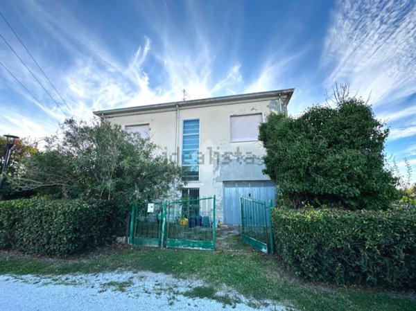 casa indipendente in vendita a San Mauro Pascoli