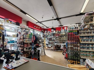 negozio in vendita a San Mauro Pascoli in zona San Mauro a Mare