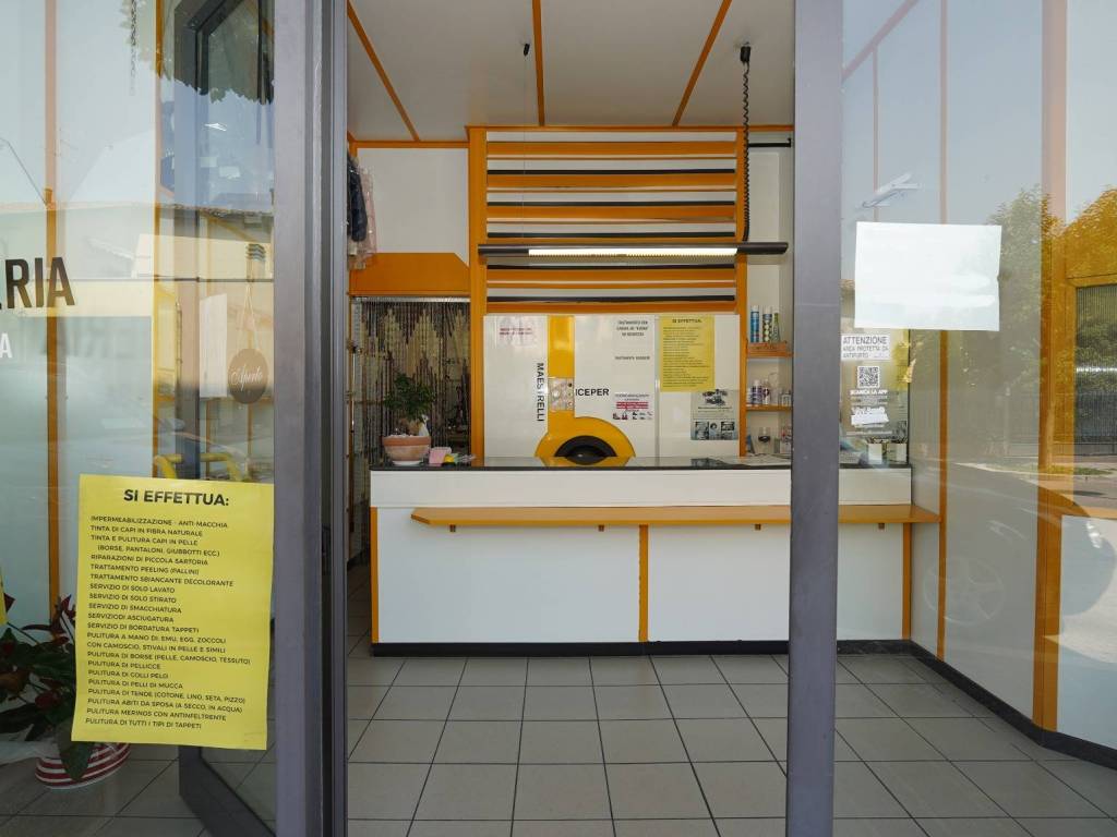 negozio in vendita a San Mauro Pascoli