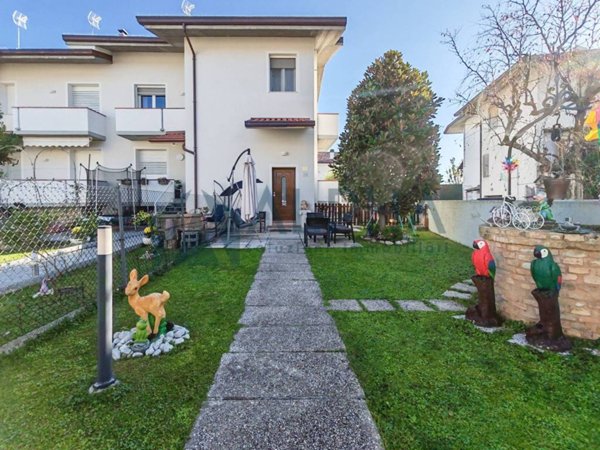 casa indipendente in vendita a San Mauro Pascoli