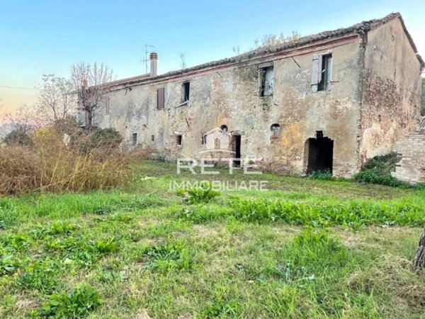 casa indipendente in vendita a San Mauro Pascoli