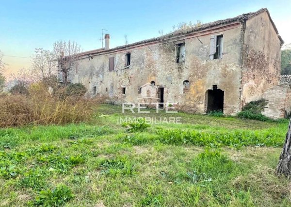 casa indipendente in vendita a San Mauro Pascoli