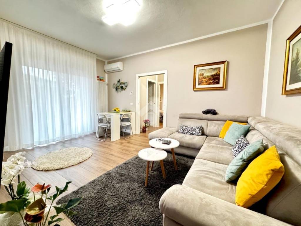 appartamento in vendita a San Mauro Pascoli in zona San Mauro a Mare