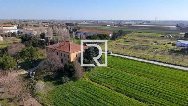 casa indipendente in vendita a San Mauro Pascoli