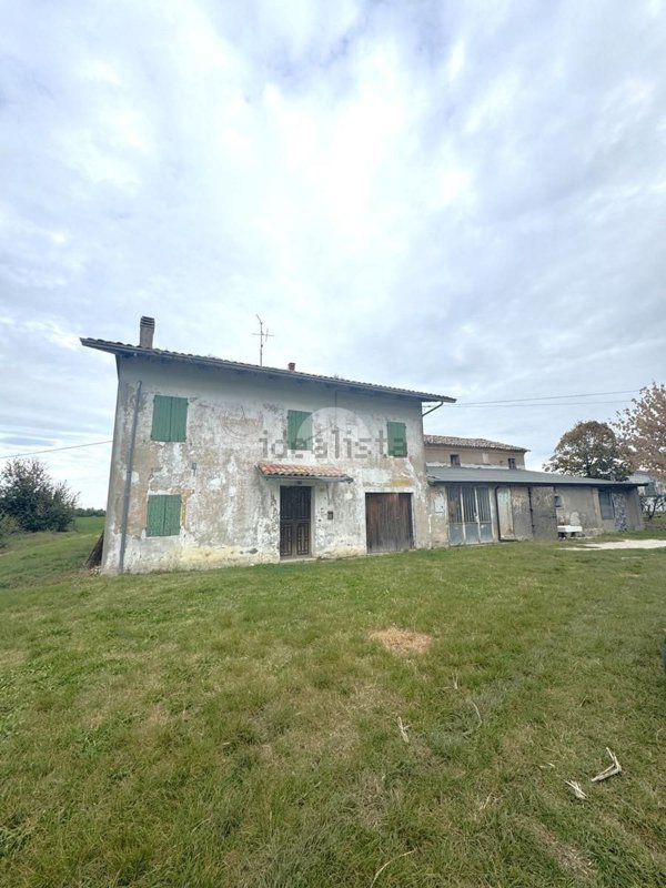 casa indipendente in vendita a San Mauro Pascoli