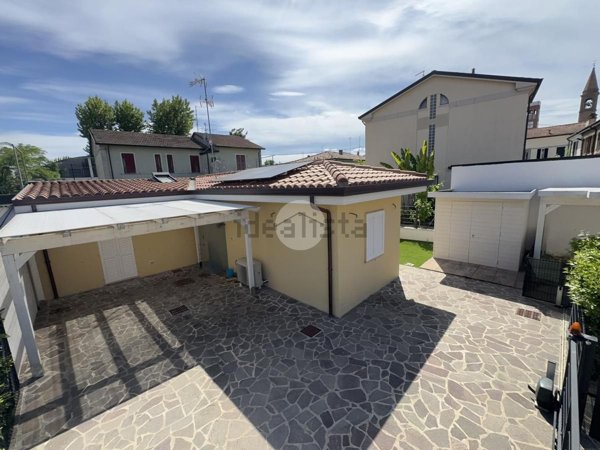 casa indipendente in vendita a San Mauro Pascoli