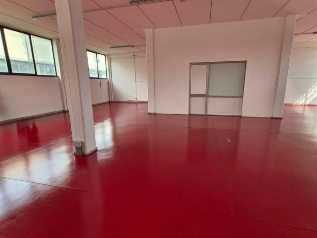 locale commerciale in vendita a San Mauro Pascoli