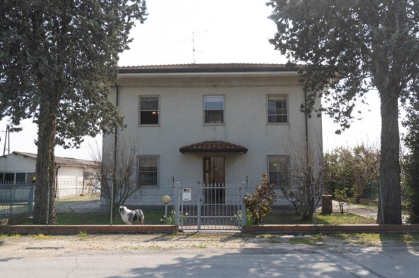 casa indipendente in vendita a San Mauro Pascoli