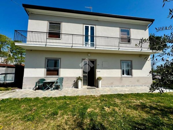 casa indipendente in vendita a San Mauro Pascoli