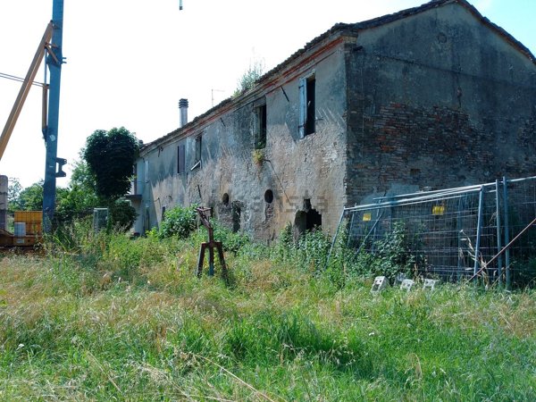 casale in vendita a San Mauro Pascoli