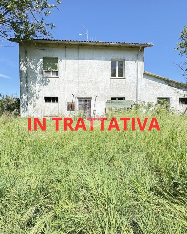 quadrivano in vendita a San Mauro Pascoli