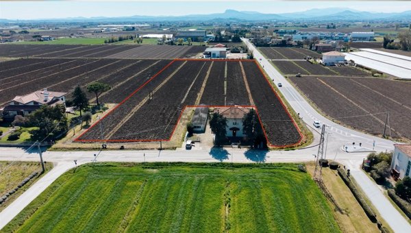 casa indipendente in vendita a San Mauro Pascoli in zona La Torre