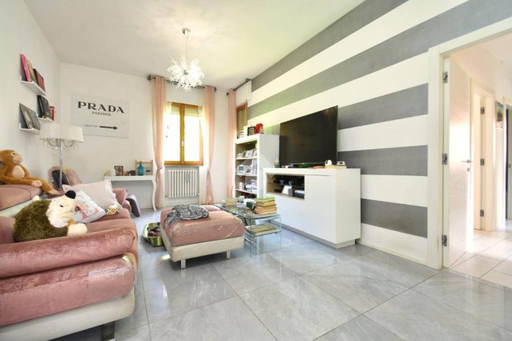 appartamento in vendita a Santa Sofia