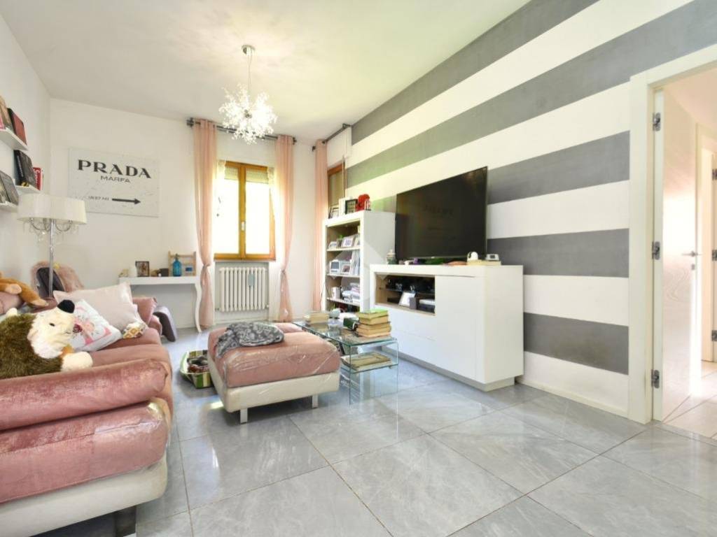 appartamento in vendita a Santa Sofia