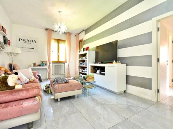 appartamento in vendita a Santa Sofia