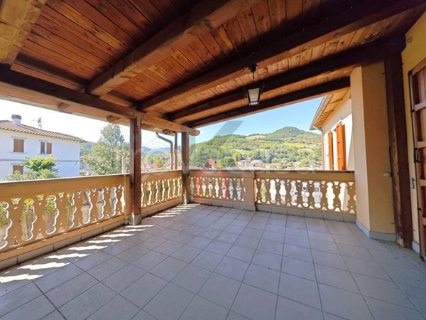 casa indipendente in vendita a Santa Sofia