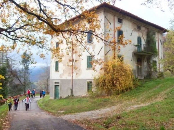 casa indipendente in vendita a Santa Sofia
