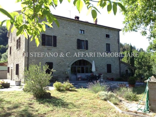 appartamento in vendita a Santa Sofia