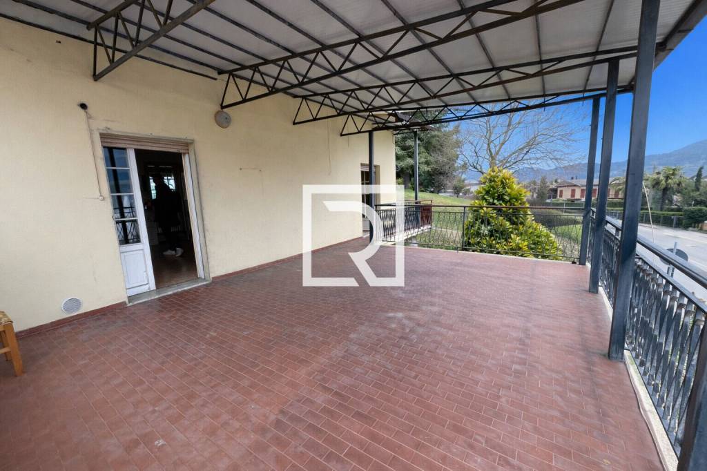 appartamento in vendita a Santa Sofia