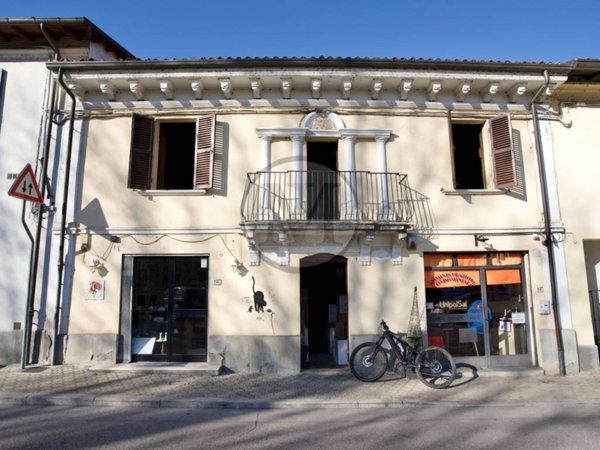 casa indipendente in vendita a Santa Sofia