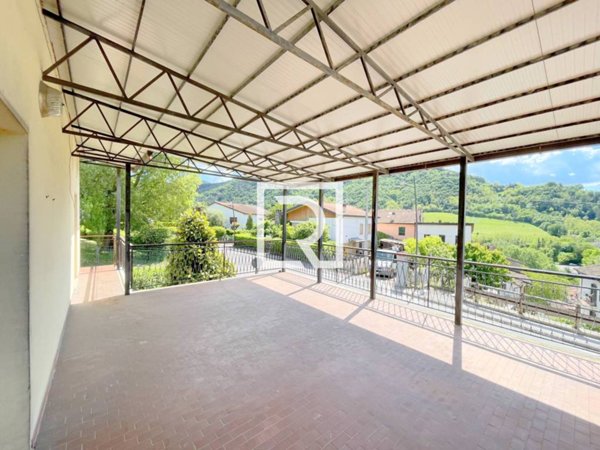 appartamento in vendita a Santa Sofia