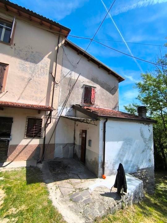appartamento in vendita a Santa Sofia