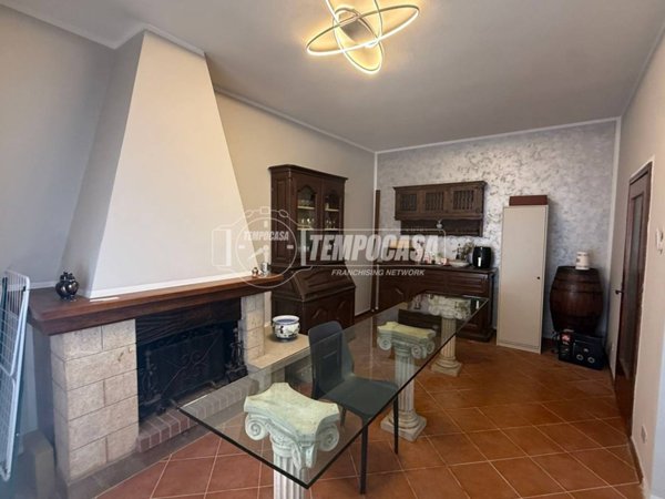appartamento in vendita a Santa Sofia