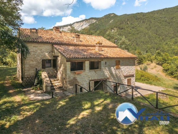 appartamento in vendita a Santa Sofia