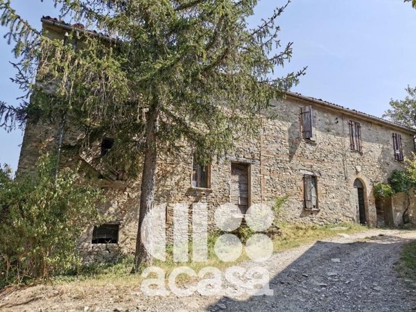 appartamento in vendita a Sarsina in zona Quarto