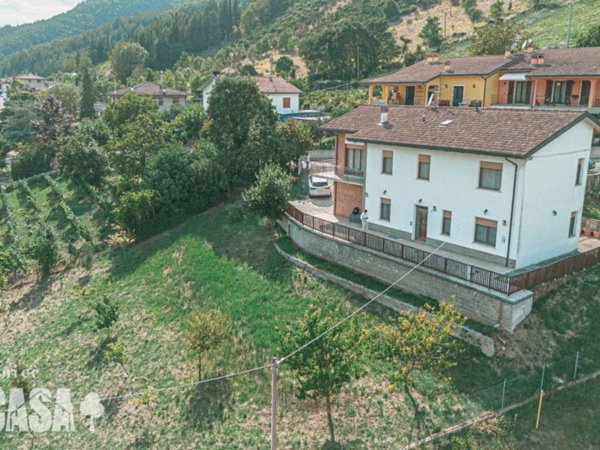 casa indipendente in vendita a Sarsina