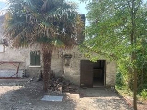 casa indipendente in vendita a Sarsina in zona Pieve di Rivoschio