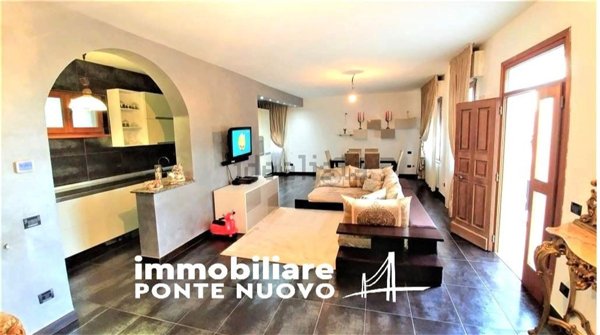 casa indipendente in vendita a Sarsina